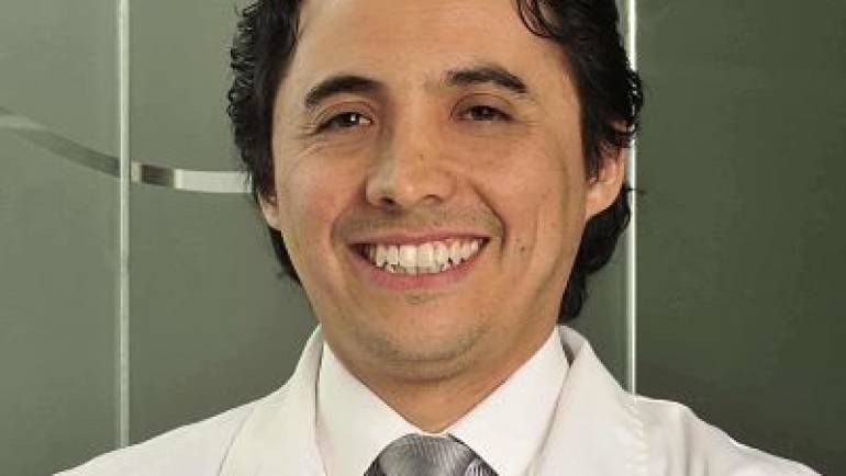 Dr. Mauricio Montenegro